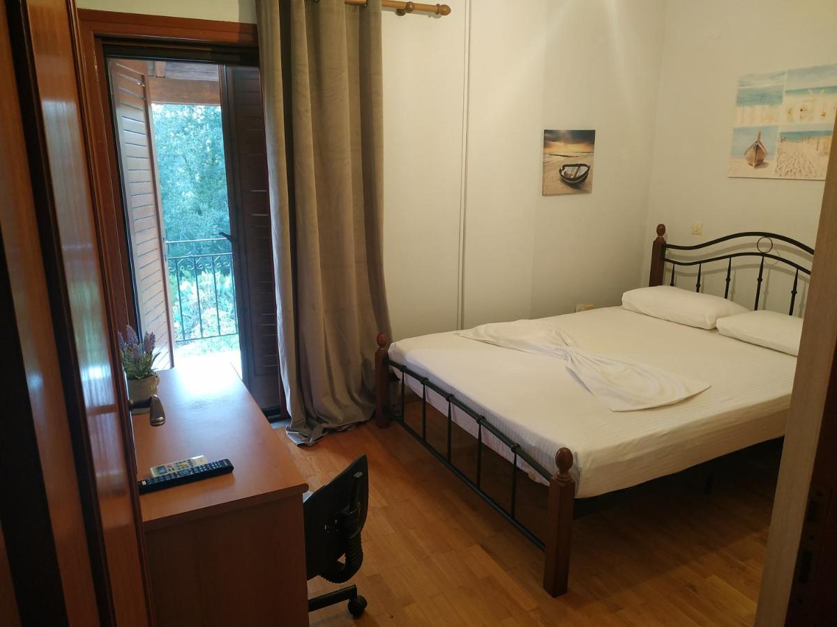 Villa Dimitris Áfra Exterior foto